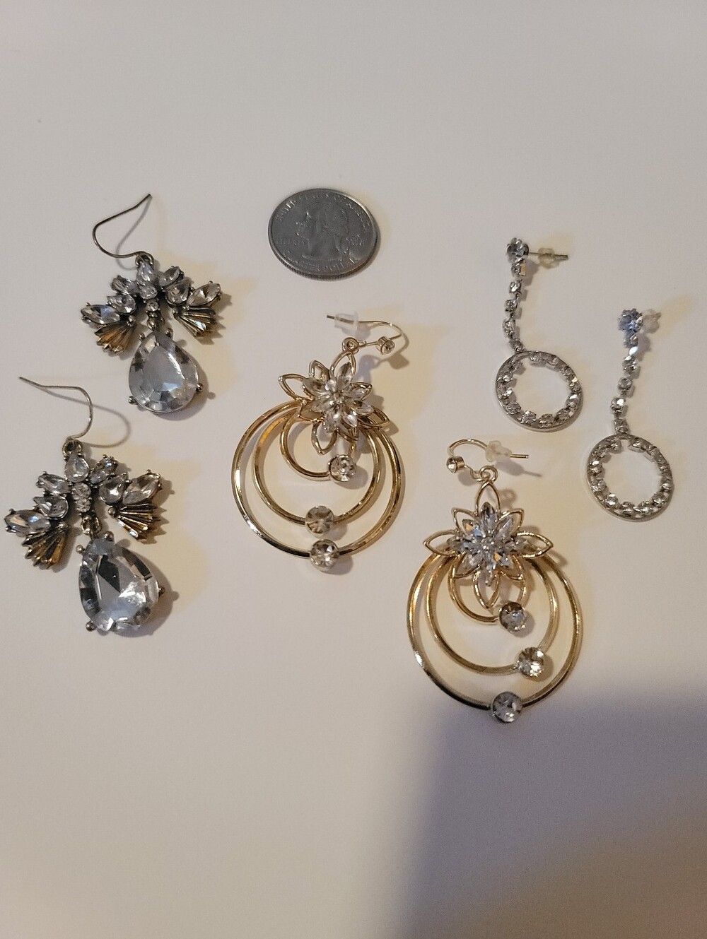 Sparkly Set Of 3 Earrings / Floral & Rhinestone - Picture 3 of 5